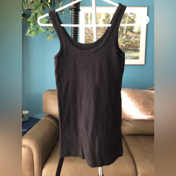 Tank tops - Picture 3 of 4